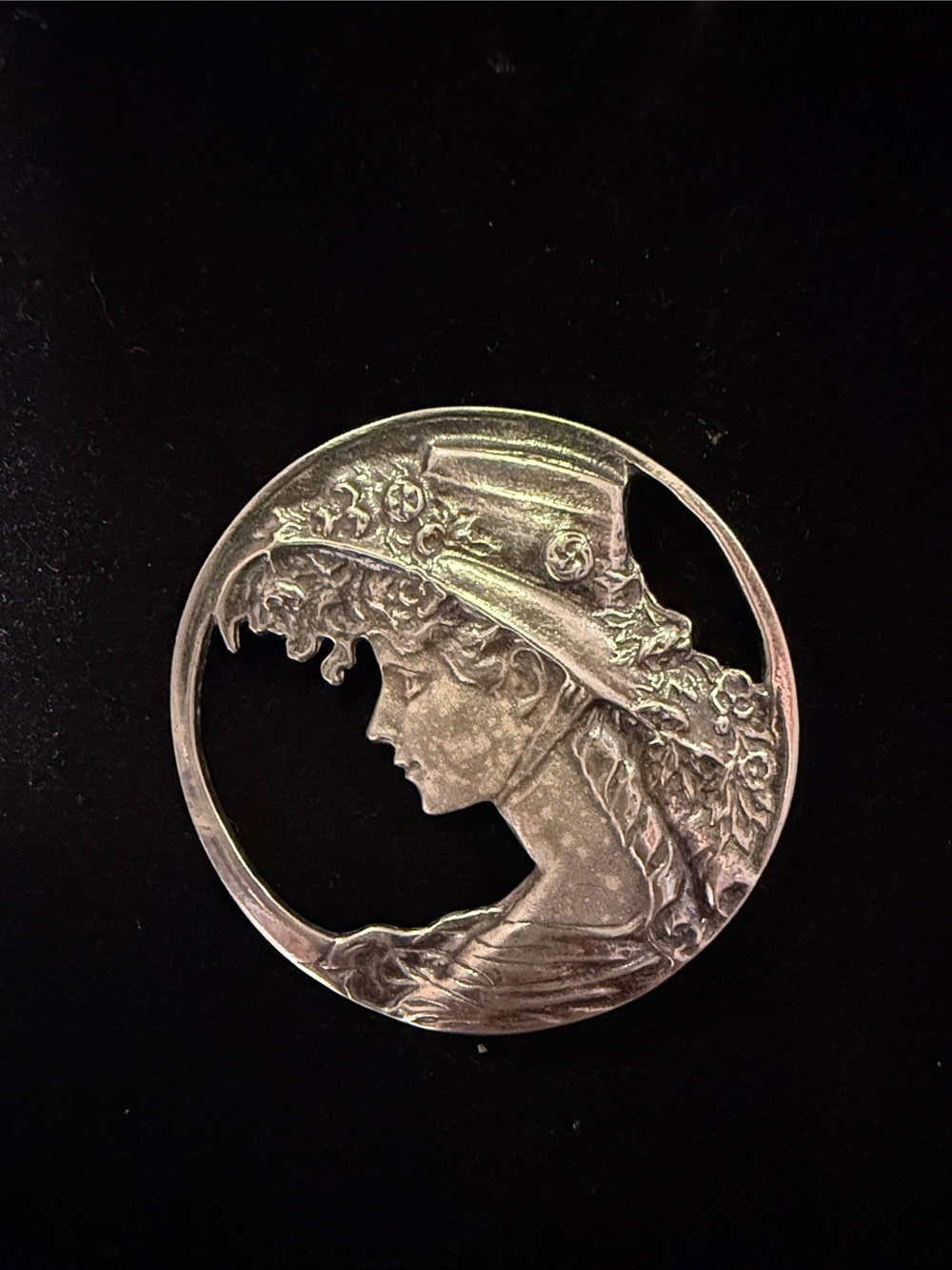 Silver-Tone Woman Profile Brooch with Floral Hat - Silver